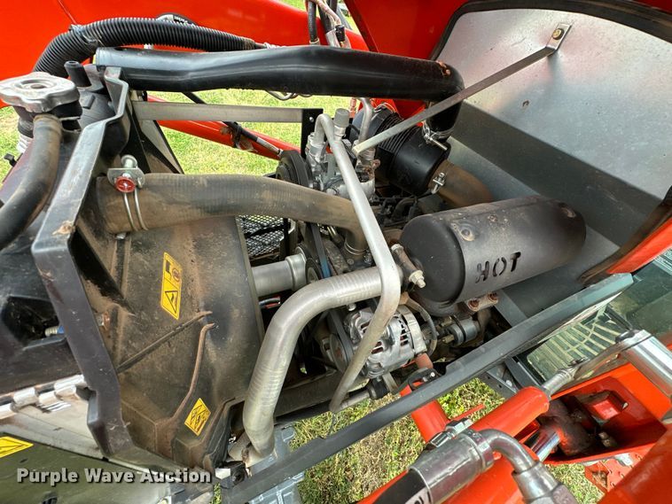 image for item NR9767 2020 Kubota  LX2610HSD MFWD tractor