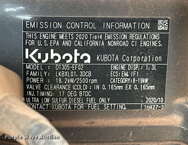 image for item NR9767 2020 Kubota  LX2610HSD MFWD tractor
