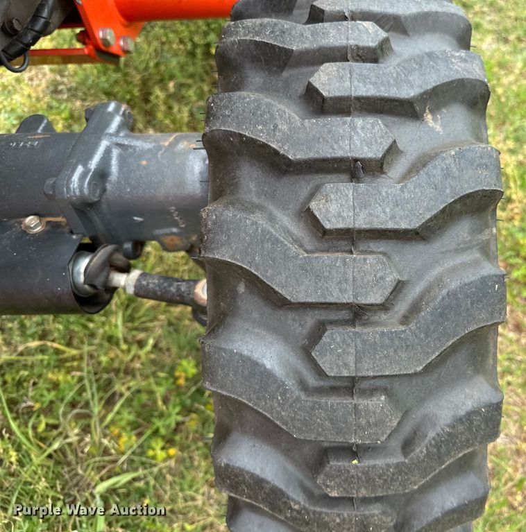 image for item NR9767 2020 Kubota  LX2610HSD MFWD tractor