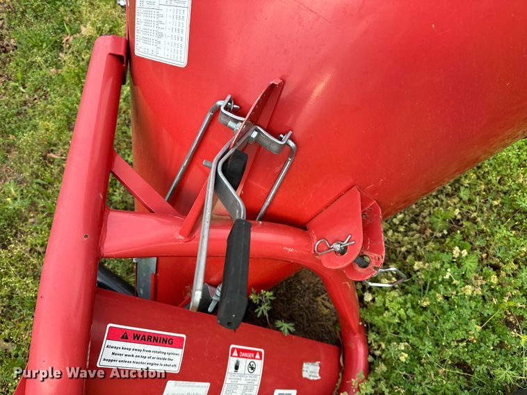 image for item NR9771 QMC FS spreader