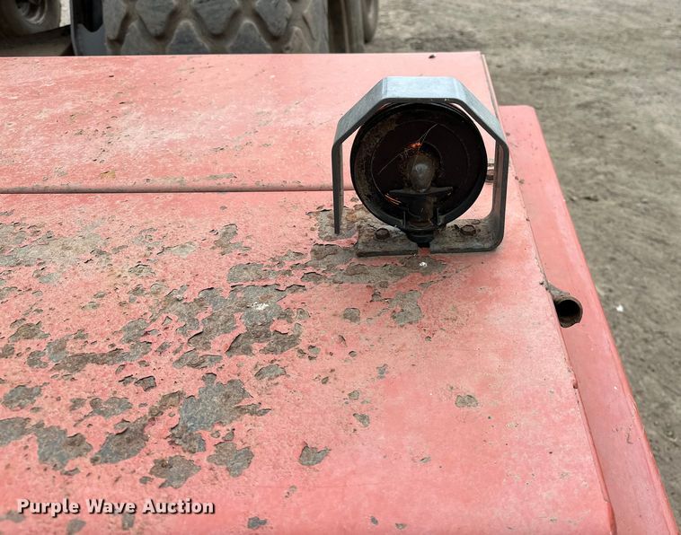 image for item NR9772 2009 Massey Ferguson  9635 swather / windrower