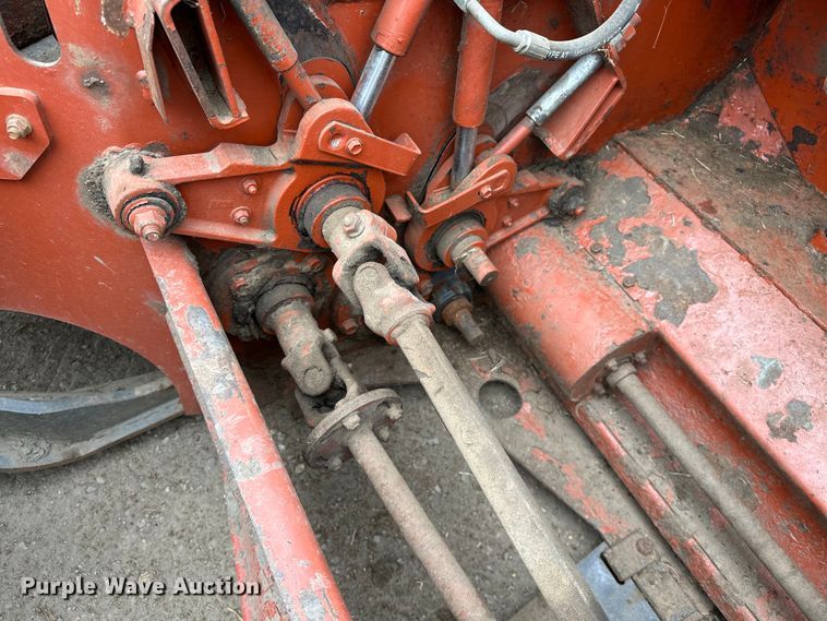 image for item NR9772 2009 Massey Ferguson  9635 swather / windrower