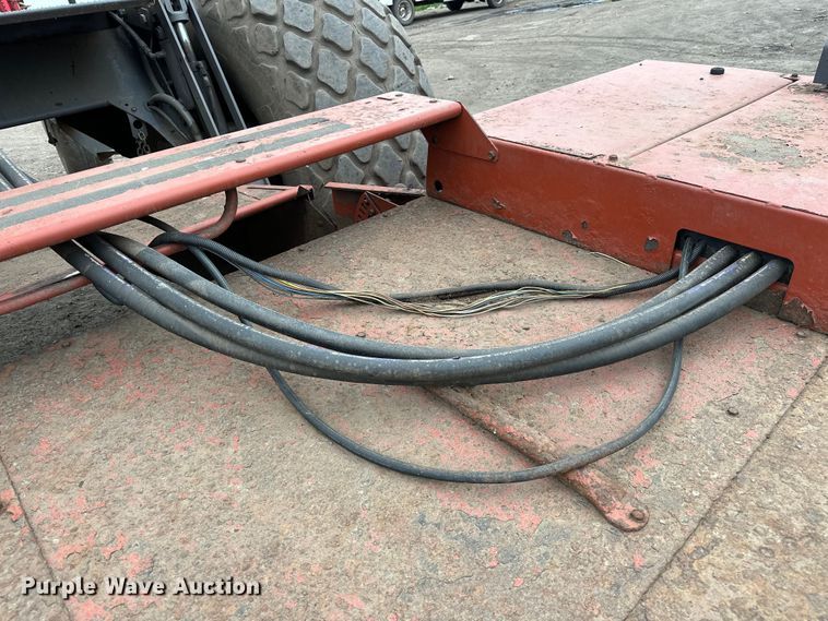 image for item NR9772 2009 Massey Ferguson  9635 swather / windrower