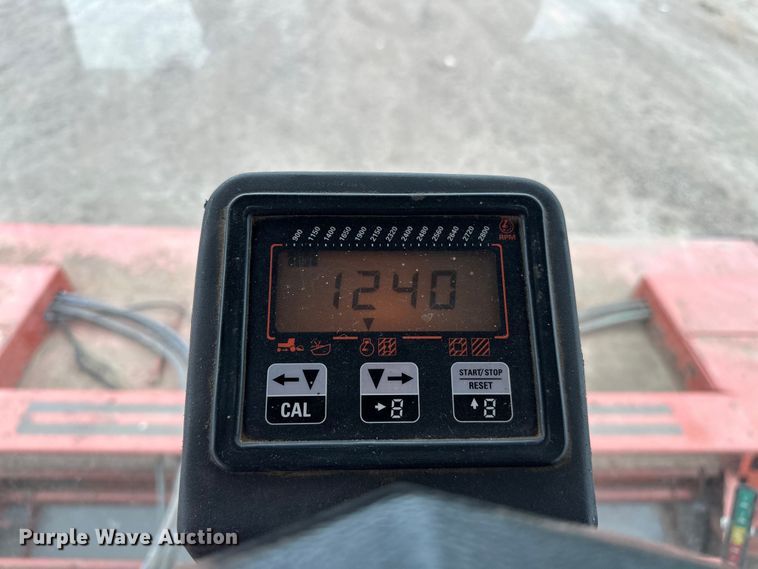 image for item NR9772 2009 Massey Ferguson  9635 swather / windrower