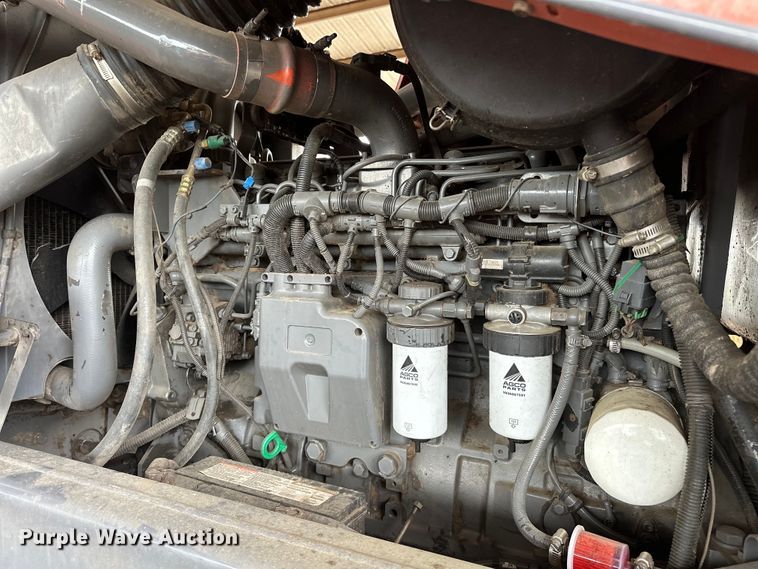 image for item NR9772 2009 Massey Ferguson  9635 swather / windrower