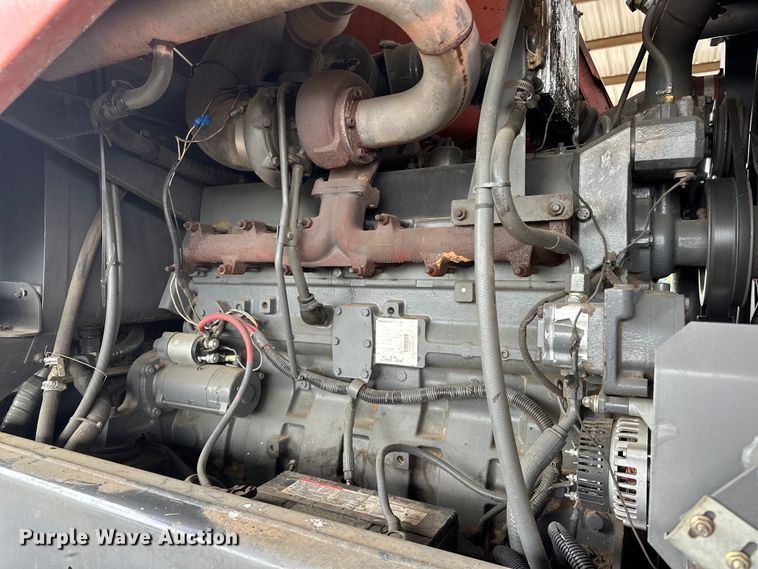 image for item NR9772 2009 Massey Ferguson  9635 swather / windrower