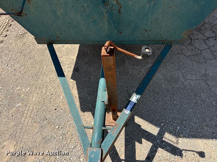 image for item NR9795 Oklahoma Pride  creep feeder 