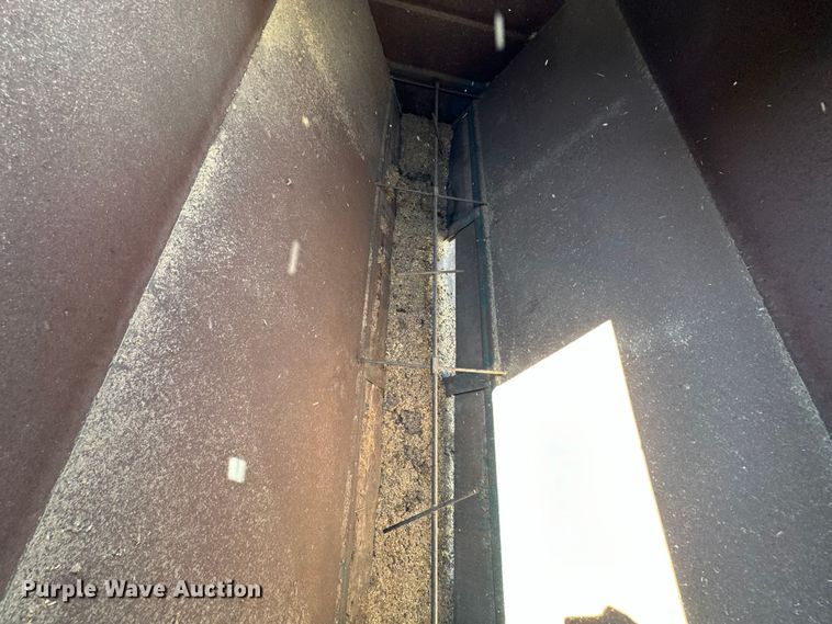 image for item NR9795 Oklahoma Pride  creep feeder 