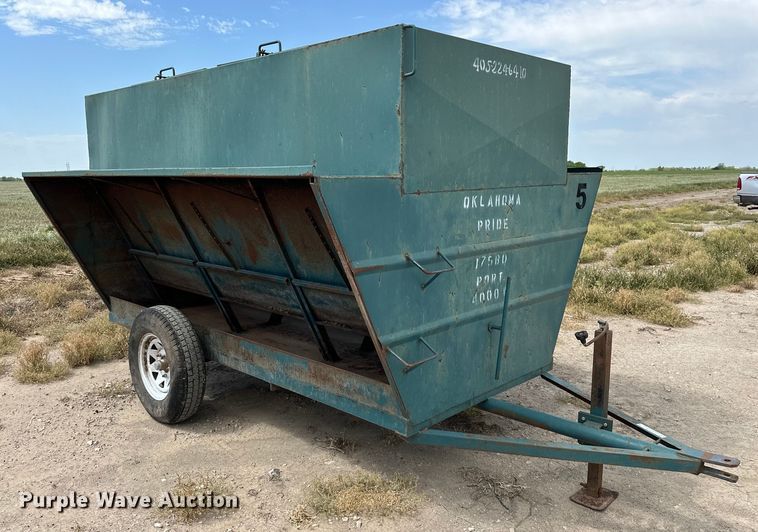 image for item NR9796 Oklahoma Pride  creep feeder 