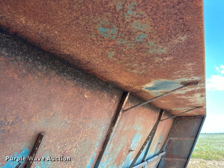 image for item NR9796 Oklahoma Pride  creep feeder 