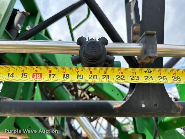 image for item NR9798 John Deere 4940 sprayer boom assembly