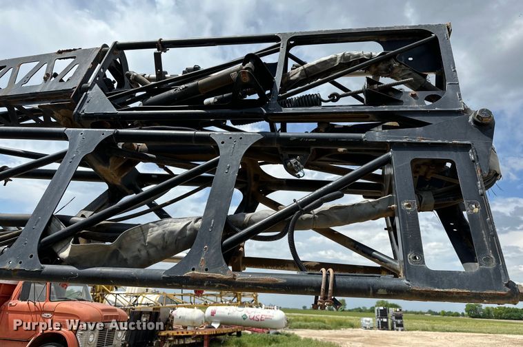 image for item NR9798 John Deere 4940 sprayer boom assembly