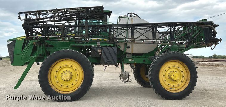 image for item NR9801 2013 John Deere 4940 sprayer