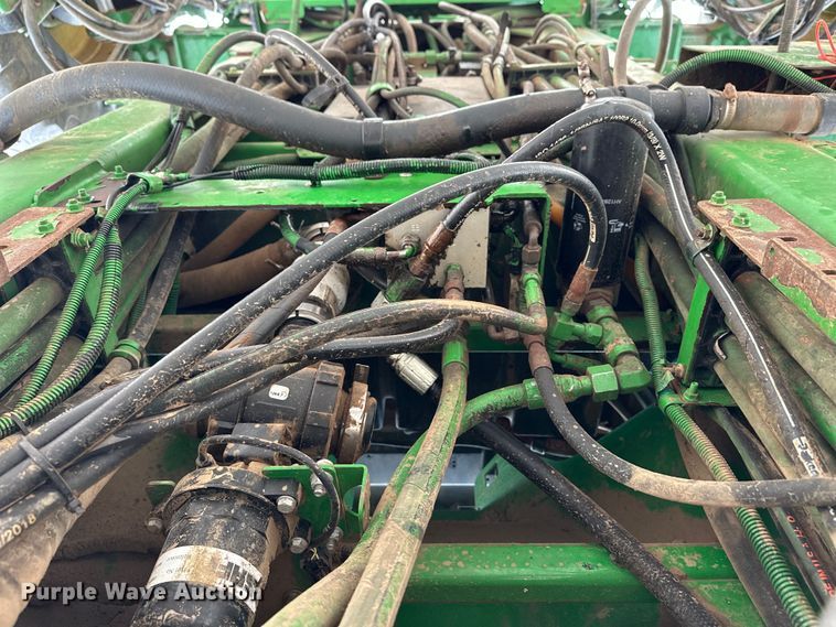 image for item NR9801 2013 John Deere 4940 sprayer