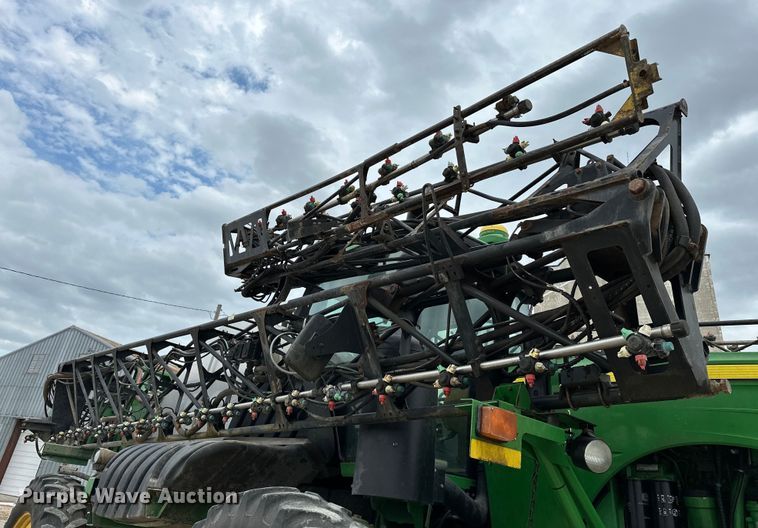 image for item NR9801 2013 John Deere 4940 sprayer
