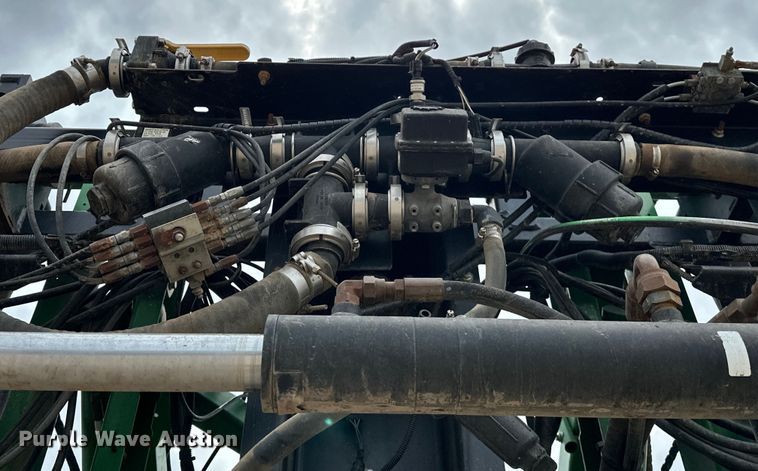 image for item NR9801 2013 John Deere 4940 sprayer