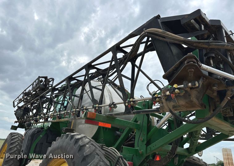image for item NR9801 2013 John Deere 4940 sprayer