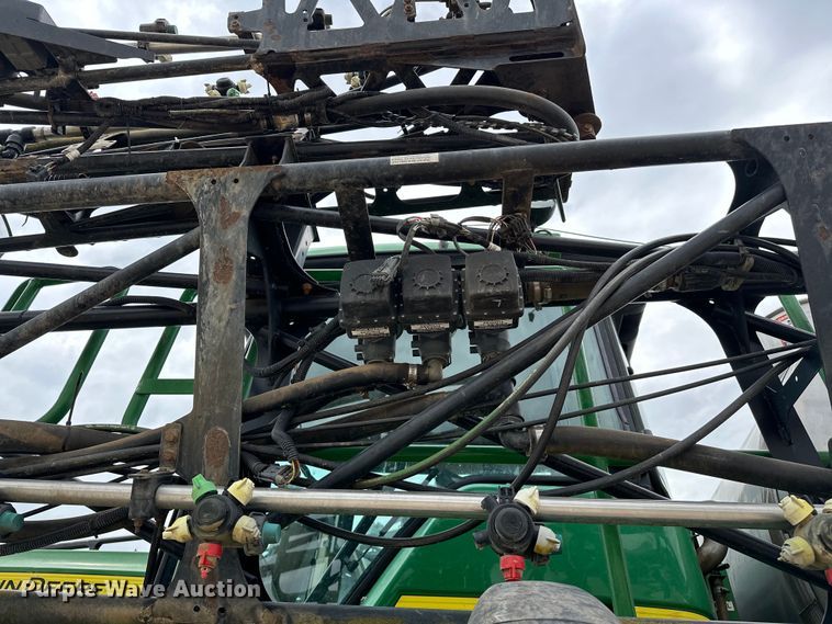 image for item NR9801 2013 John Deere 4940 sprayer
