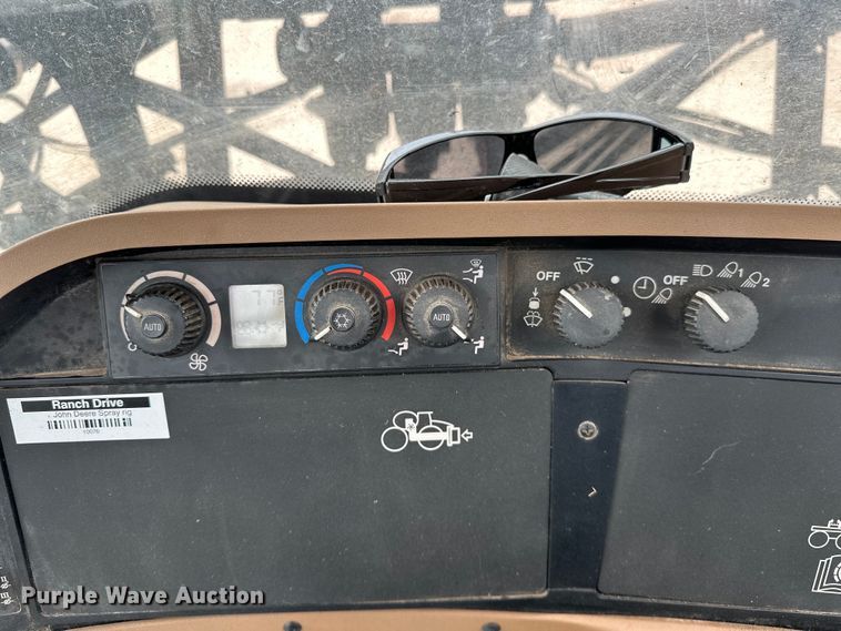 image for item NR9801 2013 John Deere 4940 sprayer