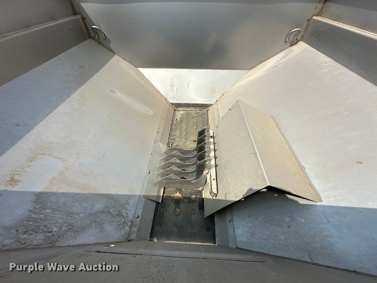 image for item NR9802 New Leader  MultApplier L4000G4 applicator bed 