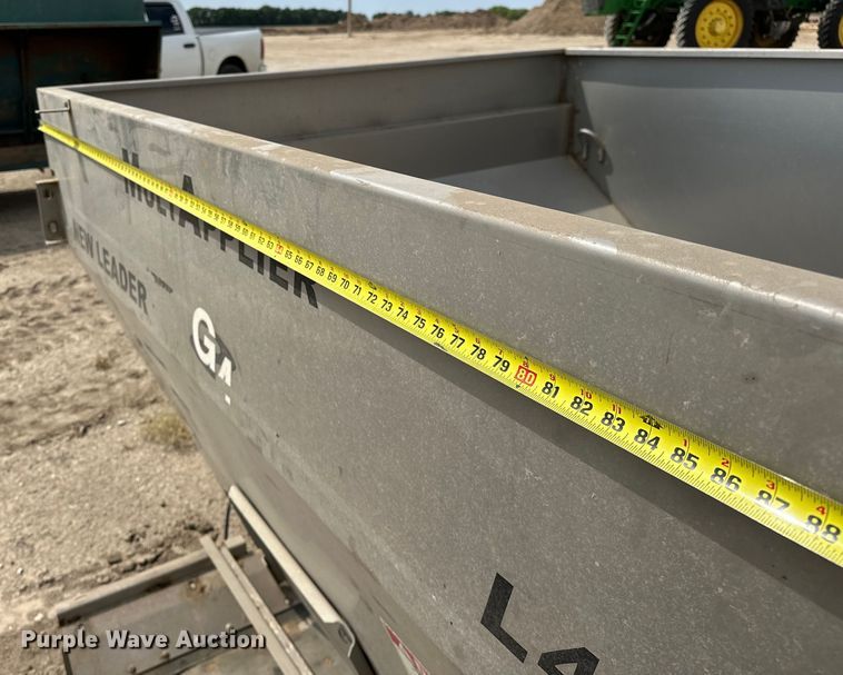 image for item NR9802 New Leader  MultApplier L4000G4 applicator bed 