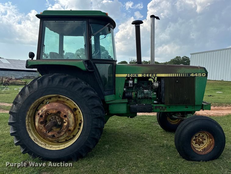 image for item NR9820 1983 John Deere 4450 tractor