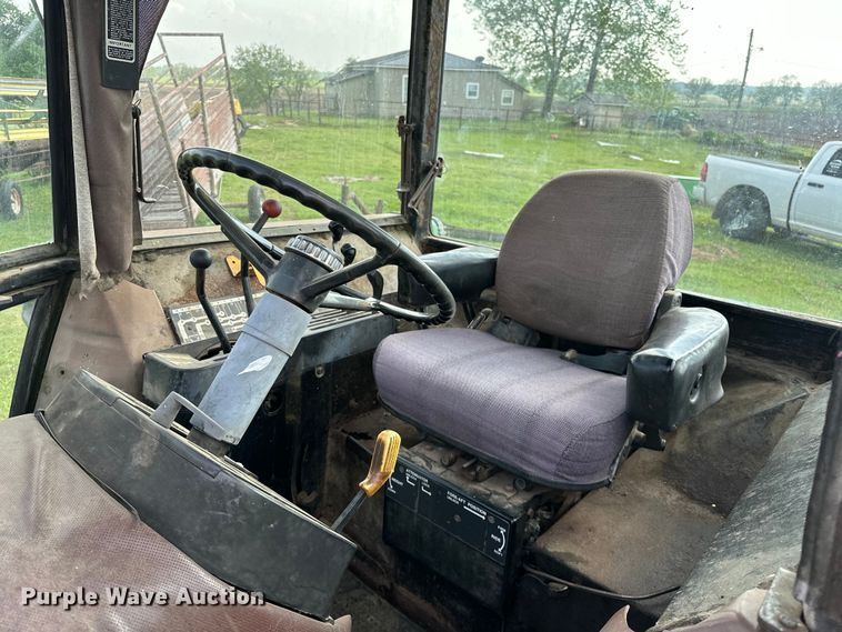 image for item NR9820 1983 John Deere 4450 tractor