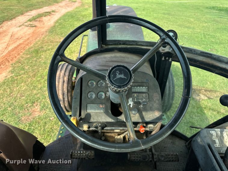 image for item NR9820 1983 John Deere 4450 tractor