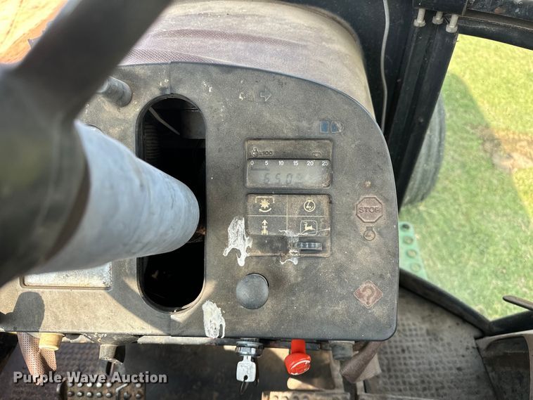 image for item NR9820 1983 John Deere 4450 tractor