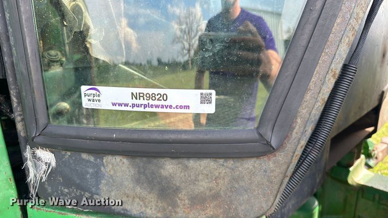 image for item NR9820 1983 John Deere 4450 tractor