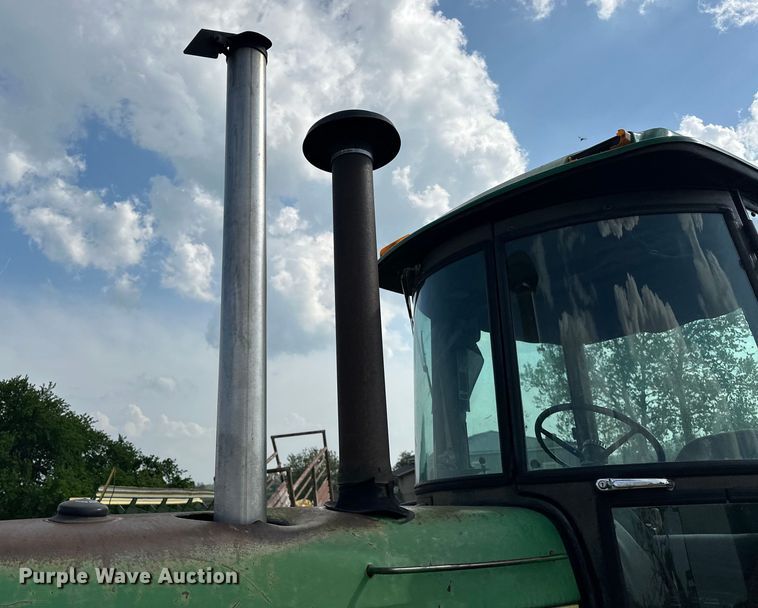 image for item NR9820 1983 John Deere 4450 tractor