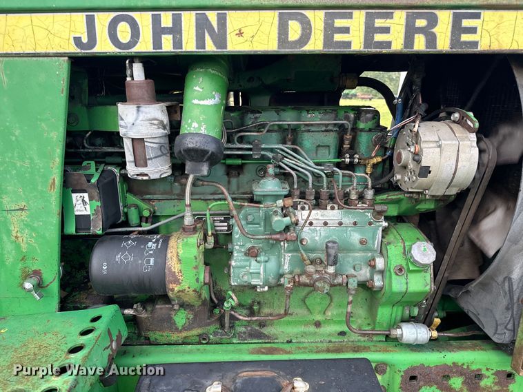 image for item NR9820 1983 John Deere 4450 tractor