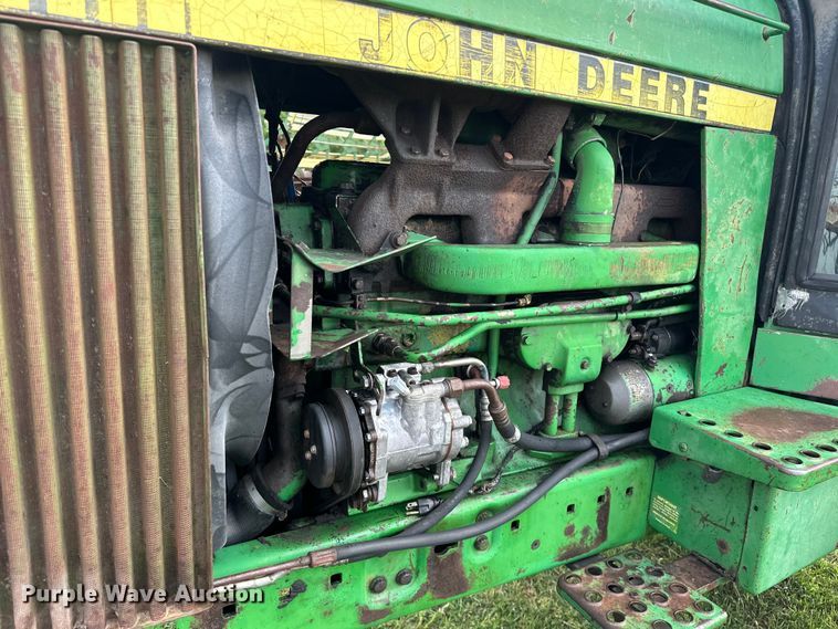 image for item NR9820 1983 John Deere 4450 tractor