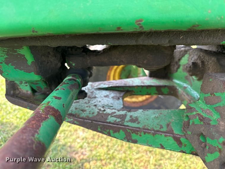 image for item NR9820 1983 John Deere 4450 tractor
