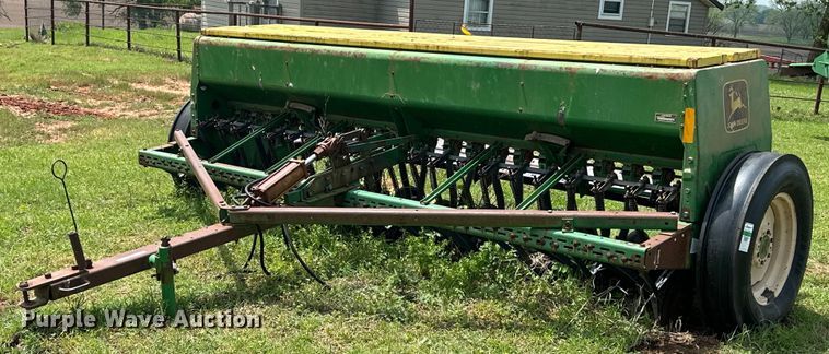 image for item NR9821 John Deere  8300 grain drill