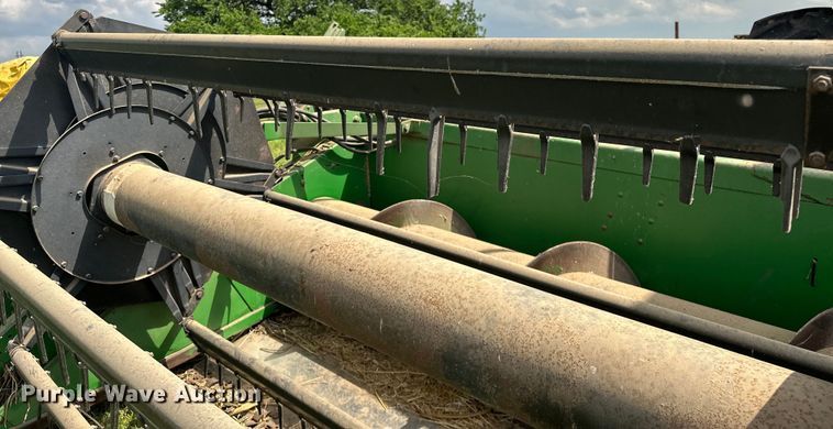 image for item NR9822 1980 John Deere  6620 Turbo combine