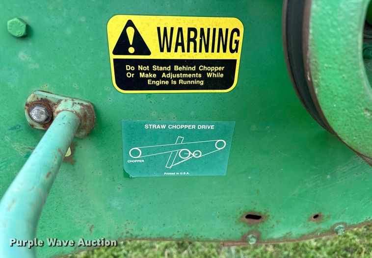 image for item NR9822 1980 John Deere  6620 Turbo combine