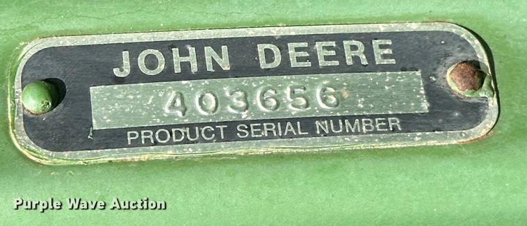 image for item NR9822 1980 John Deere  6620 Turbo combine