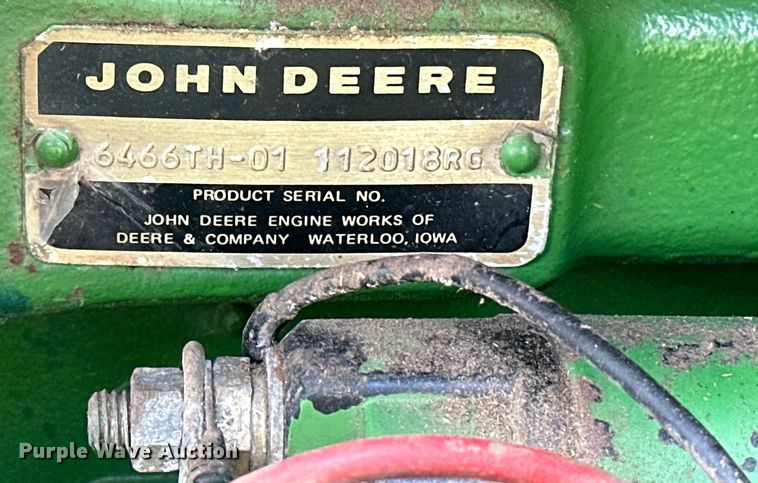 image for item NR9822 1980 John Deere  6620 Turbo combine
