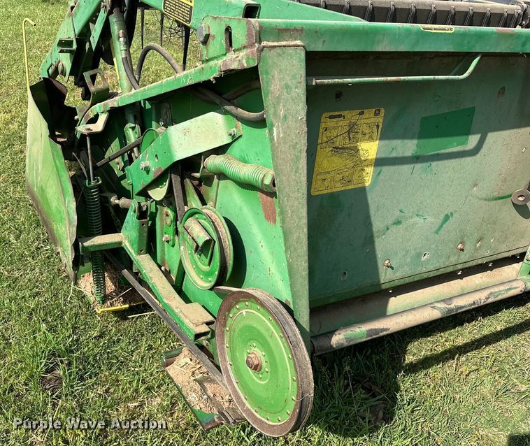 image for item NR9823 1987 John Deere 6620 Titan II RWA combine