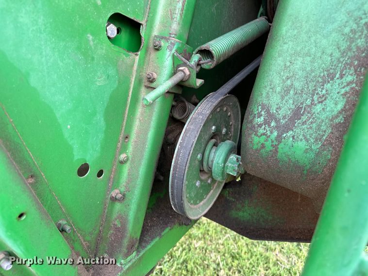 image for item NR9823 1987 John Deere 6620 Titan II RWA combine