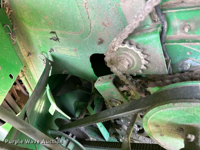 image for item NR9823 1987 John Deere 6620 Titan II RWA combine