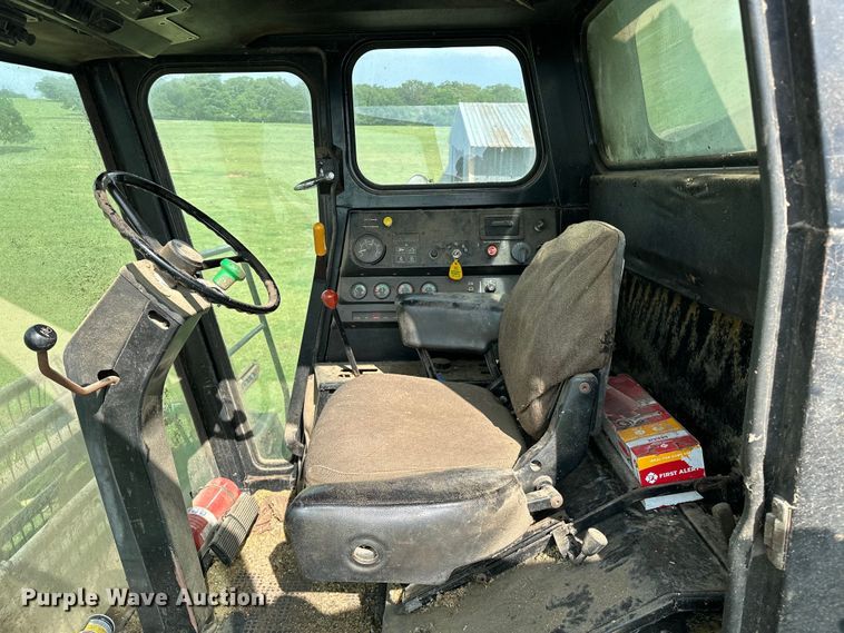 image for item NR9823 1987 John Deere 6620 Titan II RWA combine
