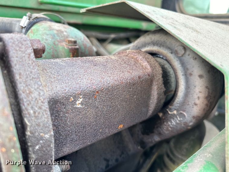 image for item NR9823 1987 John Deere 6620 Titan II RWA combine