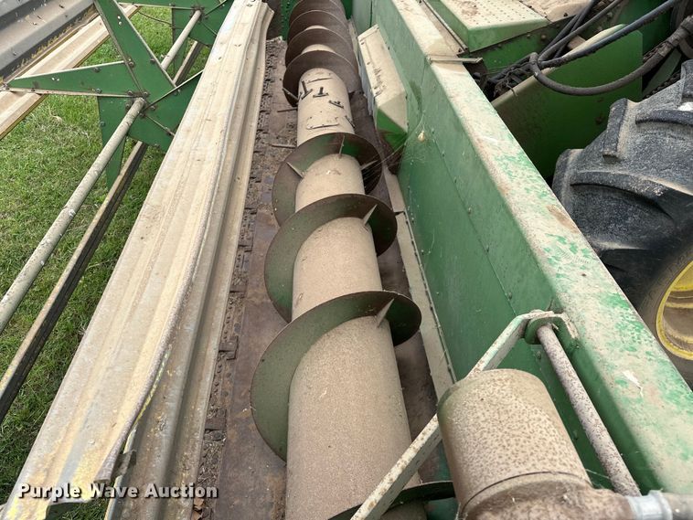 image for item NR9824 John Deere 4400 combine