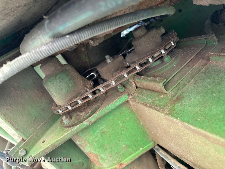 image for item NR9824 John Deere 4400 combine