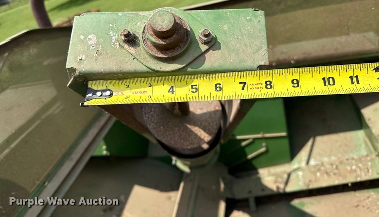 image for item NR9824 John Deere 4400 combine