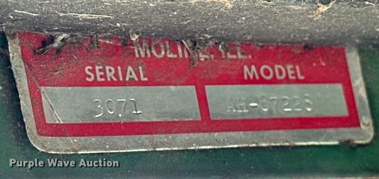 image for item NR9824 John Deere 4400 combine