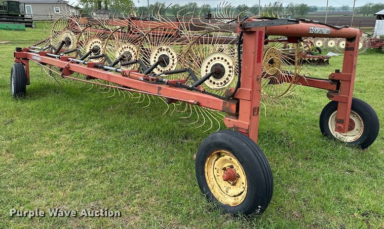 image for item NR9825 H&S BF12HC hay rake