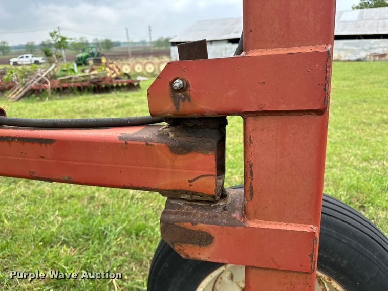 image for item NR9825 H&S BF12HC hay rake